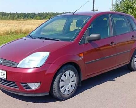 Красный Форд Фиеста, объемом двигателя 1.24 л и пробегом 212 тыс. км за 2450 $, фото 3 на Automoto.ua