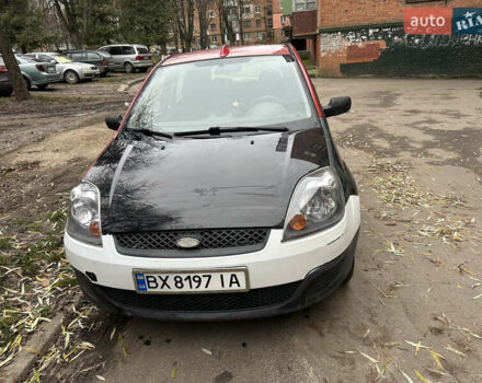 Червоний Форд Фієста, об'ємом двигуна 1.25 л та пробігом 230 тис. км за 3100 $, фото 1 на Automoto.ua
