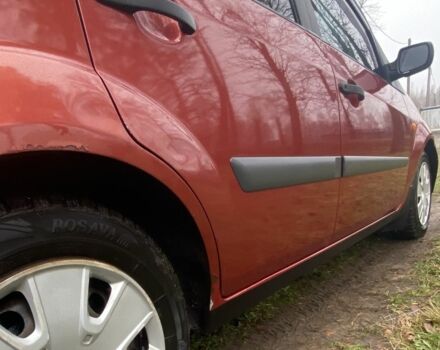 Червоний Форд Фієста, об'ємом двигуна 1.2 л та пробігом 226 тис. км за 3600 $, фото 9 на Automoto.ua