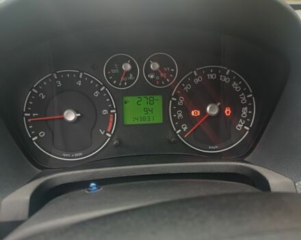 Форд Фиеста 2006 в Белой Церкве на Automoto.ua Красный Форд Фиеста, объемом двигателя 1.2 л и пробегом 143 тыс. км за 3500 $, фото 1 на Automoto.ua