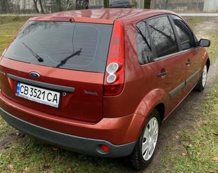 Червоний Форд Фієста, об'ємом двигуна 1.2 л та пробігом 226 тис. км за 3600 $, фото 5 на Automoto.ua