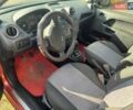 Красный Форд Фиеста, объемом двигателя 1.3 л и пробегом 185 тыс. км за 2150 $, фото 8 на Automoto.ua