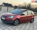 Червоний Форд Фієста, об'ємом двигуна 1.4 л та пробігом 160 тис. км за 2999 $, фото 1 на Automoto.ua