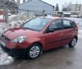 Червоний Форд Фієста, об'ємом двигуна 1.2 л та пробігом 158 тис. км за 2900 $, фото 1 на Automoto.ua