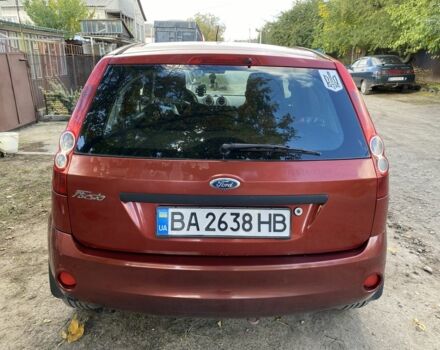 Красный Форд Фиеста, объемом двигателя 1.3 л и пробегом 226 тыс. км за 3900 $, фото 4 на Automoto.ua
