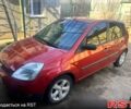 Червоний Форд Фієста, об'ємом двигуна 1.3 л та пробігом 210 тис. км за 3500 $, фото 1 на Automoto.ua