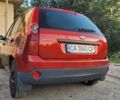 Красный Форд Фиеста, объемом двигателя 1.39 л и пробегом 240 тыс. км за 3600 $, фото 4 на Automoto.ua
