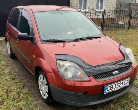 Червоний Форд Фієста, об'ємом двигуна 1.2 л та пробігом 226 тис. км за 3600 $, фото 2 на Automoto.ua