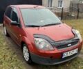 Червоний Форд Фієста, об'ємом двигуна 1.2 л та пробігом 226 тис. км за 3600 $, фото 2 на Automoto.ua
