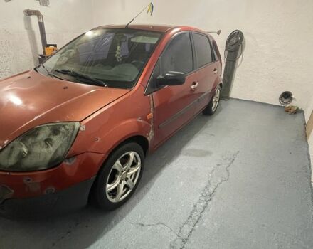 Червоний Форд Фієста, об'ємом двигуна 1.4 л та пробігом 214 тис. км за 3500 $, фото 2 на Automoto.ua