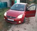 Красный Форд Фиеста, объемом двигателя 1.4 л и пробегом 306 тыс. км за 4100 $, фото 12 на Automoto.ua