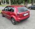 Красный Форд Фиеста, объемом двигателя 1.2 л и пробегом 240 тыс. км за 3500 $, фото 8 на Automoto.ua