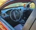 Красный Форд Фиеста, объемом двигателя 1.39 л и пробегом 240 тыс. км за 3600 $, фото 12 на Automoto.ua