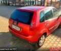 Красный Форд Фиеста, объемом двигателя 1.4 л и пробегом 260 тыс. км за 2500 $, фото 1 на Automoto.ua