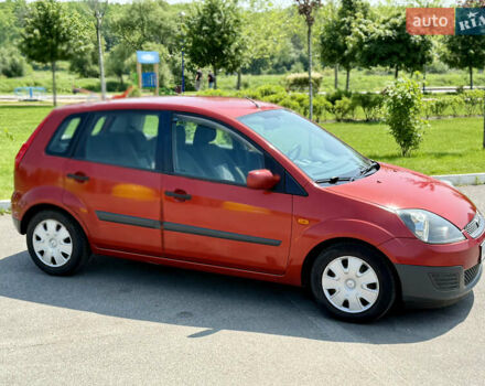 Красный Форд Фиеста, объемом двигателя 1.3 л и пробегом 150 тыс. км за 3800 $, фото 10 на Automoto.ua