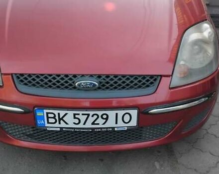 Красный Форд Фиеста, объемом двигателя 1.24 л и пробегом 195 тыс. км за 2905 $, фото 3 на Automoto.ua