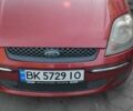 Красный Форд Фиеста, объемом двигателя 1.24 л и пробегом 195 тыс. км за 2905 $, фото 3 на Automoto.ua