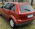 Червоний Форд Фієста, об'ємом двигуна 1.2 л та пробігом 226 тис. км за 3600 $, фото 4 на Automoto.ua