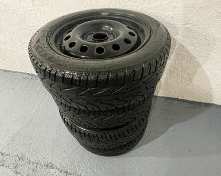 Червоний Форд Фієста, об'ємом двигуна 1.4 л та пробігом 214 тис. км за 3500 $, фото 15 на Automoto.ua