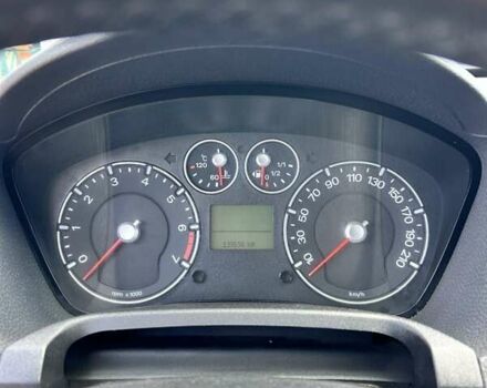 Форд Фиеста 2006 в Сумах на Automoto.ua Красный Форд Фиеста, объемом двигателя 1.39 л и пробегом 139 тыс. км за 5500 $, фото 21 на Automoto.ua