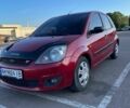 Красный Форд Фиеста, объемом двигателя 1.3 л и пробегом 285 тыс. км за 3000 $, фото 1 на Automoto.ua