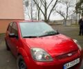 Червоний Форд Фієста, об'ємом двигуна 1.4 л та пробігом 199 тис. км за 4000 $, фото 1 на Automoto.ua