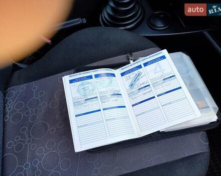 Красный Форд Фиеста, объемом двигателя 1.3 л и пробегом 180 тыс. км за 3800 $, фото 14 на Automoto.ua