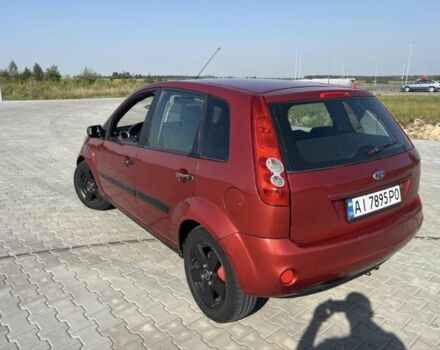 Красный Форд Фиеста, объемом двигателя 1.2 л и пробегом 252 тыс. км за 3450 $, фото 4 на Automoto.ua