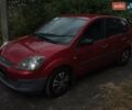 Красный Форд Фиеста, объемом двигателя 1.4 л и пробегом 142 тыс. км за 3000 $, фото 3 на Automoto.ua