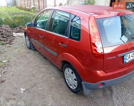 Красный Форд Фиеста, объемом двигателя 1.3 л и пробегом 180 тыс. км за 3800 $, фото 8 на Automoto.ua