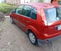 Красный Форд Фиеста, объемом двигателя 1.3 л и пробегом 180 тыс. км за 3800 $, фото 8 на Automoto.ua