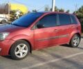 Красный Форд Фиеста, объемом двигателя 1.39 л и пробегом 270 тыс. км за 3400 $, фото 1 на Automoto.ua