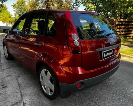 Червоний Форд Фієста, об'ємом двигуна 1.4 л та пробігом 183 тис. км за 3940 $, фото 9 на Automoto.ua