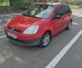 Красный Форд Фиеста, объемом двигателя 1.2 л и пробегом 270 тыс. км за 2950 $, фото 1 на Automoto.ua