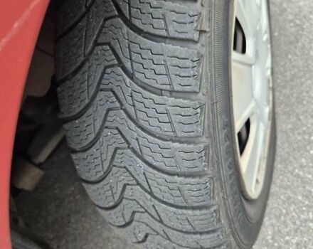 Червоний Форд Фієста, об'ємом двигуна 1.2 л та пробігом 158 тис. км за 3500 $, фото 14 на Automoto.ua