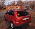 Красный Форд Фиеста, объемом двигателя 1.39 л и пробегом 255 тыс. км за 3250 $, фото 4 на Automoto.ua