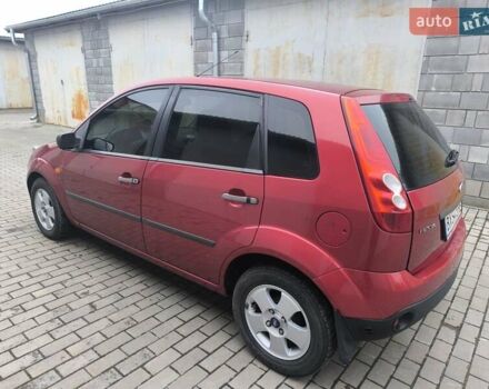 Красный Форд Фиеста, объемом двигателя 1.4 л и пробегом 237 тыс. км за 3650 $, фото 17 на Automoto.ua