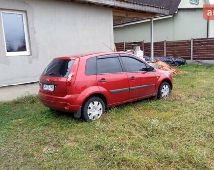 Червоний Форд Фієста, об'ємом двигуна 1.25 л та пробігом 168 тис. км за 2899 $, фото 1 на Automoto.ua