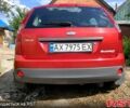 Красный Форд Фиеста, объемом двигателя 1.4 л и пробегом 174 тыс. км за 3500 $, фото 5 на Automoto.ua