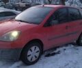 Красный Форд Фиеста, объемом двигателя 1.24 л и пробегом 149 тыс. км за 3800 $, фото 1 на Automoto.ua