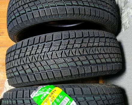 Красный Форд Фиеста, объемом двигателя 1.3 л и пробегом 191 тыс. км за 3950 $, фото 10 на Automoto.ua