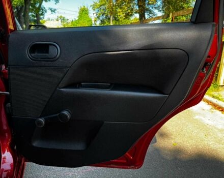 Червоний Форд Фієста, об'ємом двигуна 1.4 л та пробігом 183 тис. км за 3940 $, фото 23 на Automoto.ua