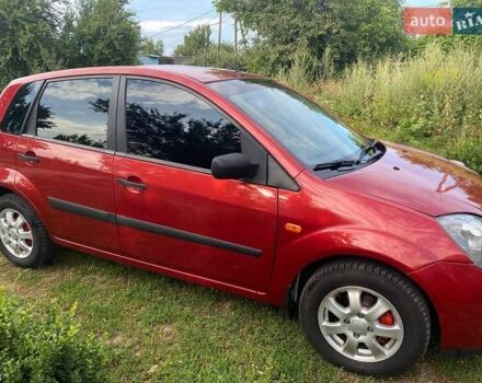 Красный Форд Фиеста, объемом двигателя 1.24 л и пробегом 150 тыс. км за 4800 $, фото 8 на Automoto.ua