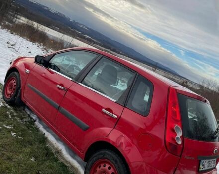 Червоний Форд Фієста, об'ємом двигуна 1.2 л та пробігом 275 тис. км за 2750 $, фото 2 на Automoto.ua