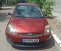 Красный Форд Фиеста, объемом двигателя 1.2 л и пробегом 260 тыс. км за 3590 $, фото 5 на Automoto.ua