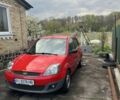 Червоний Форд Фієста, об'ємом двигуна 1.2 л та пробігом 250 тис. км за 3005 $, фото 1 на Automoto.ua