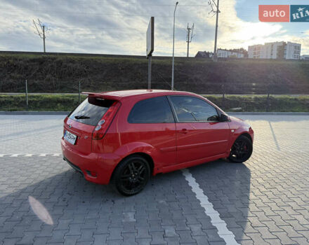 Красный Форд Фиеста, объемом двигателя 2 л и пробегом 260 тыс. км за 4600 $, фото 6 на Automoto.ua