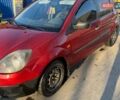 Червоний Форд Фієста, об'ємом двигуна 1.2 л та пробігом 228 тис. км за 3100 $, фото 1 на Automoto.ua