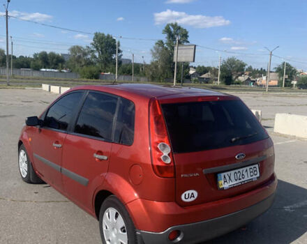Червоний Форд Фієста, об'ємом двигуна 1.25 л та пробігом 183 тис. км за 4200 $, фото 4 на Automoto.ua