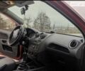Красный Форд Фиеста, объемом двигателя 1.2 л и пробегом 260 тыс. км за 3590 $, фото 9 на Automoto.ua